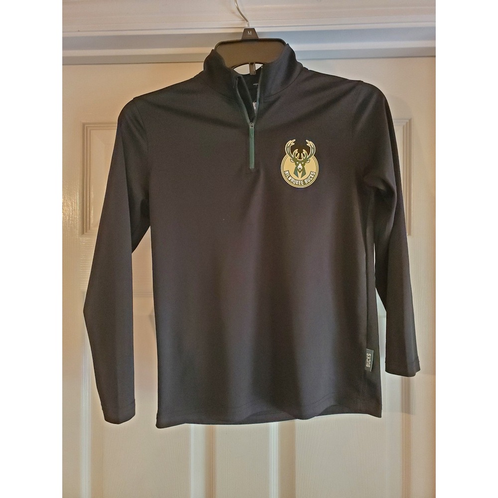 NBA Milwaukee Bucks BOYS SIZE 8 Black 1/4 ZiP‎ Pullover